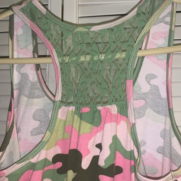 Vintage Pastel camo tank top - Picture 6 of 7